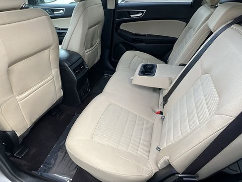 Used 2019 Ford Edge SEL w/ Convenience Package AWD/4WD image 24