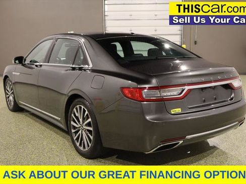 Used 2017 Lincoln Continental Select image 5