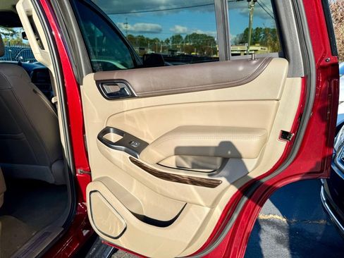 Used 2018 GMC Yukon SLT w/ Open Road Package image 24