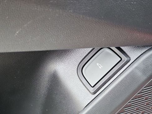 New 2026 Chevrolet Equinox RS w/ Convenience Package III image 31