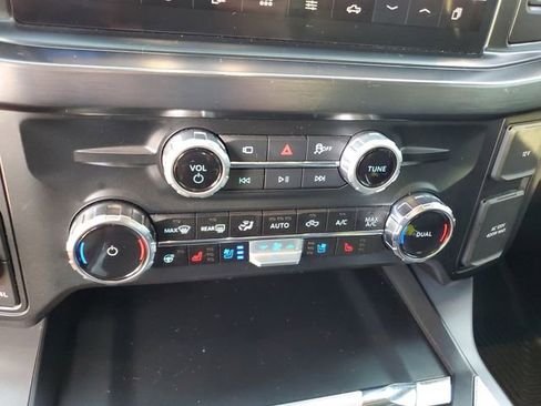 Used 2025 Ford F250 Lariat w/ Lariat Ultimate Package image 23