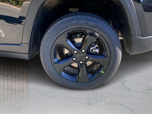 New 2026 Jeep Grand Cherokee Limited w/ Limited Altitude Package RWD image 34