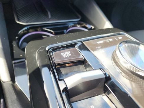 Used 2024 BMW i5 eDrive40i image 34