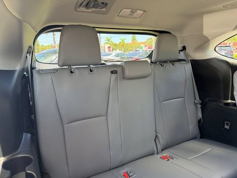 Certified 2025 Toyota Highlander Limited FWD image 18
