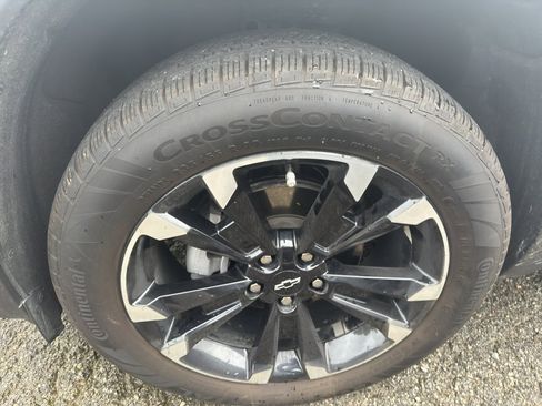 Used 2026 Chevrolet Equinox RS AWD/4WD image 4