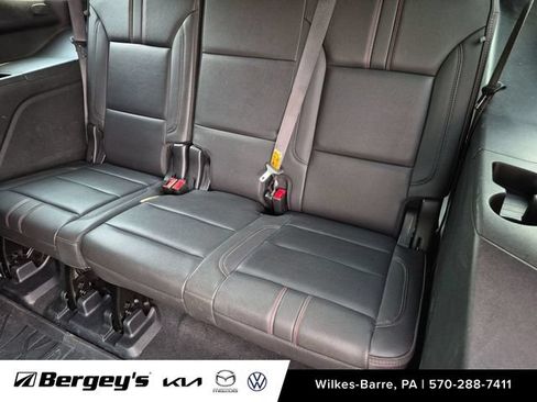 Used 2022 Chevrolet Tahoe RST w/ Luxury Package AWD/4WD image 25