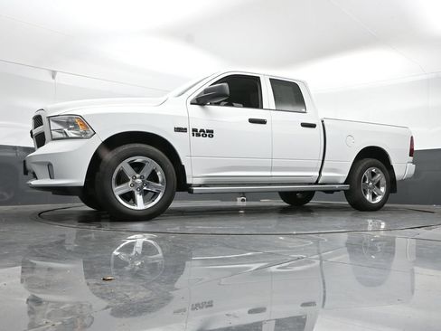 Used 2016 RAM 1500 Express AWD/4WD image 45