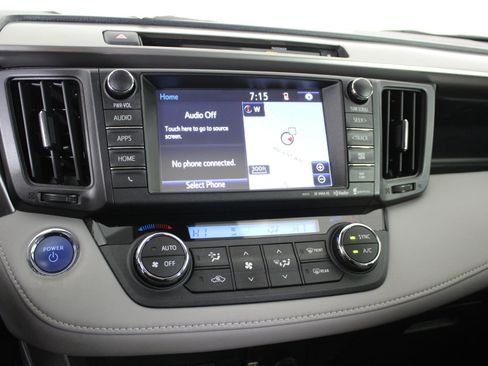 Used 2016 Toyota RAV4 Limited image 27