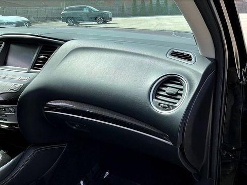 Certified 2017 INFINITI QX60 AWD w/ Premium Plus Package image 27