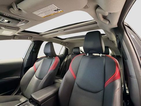 New 2026 Toyota Prius Plug-In Hybrid FWD image 19