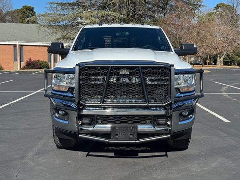 Used 2022 RAM 2500 Tradesman AWD/4WD image 3