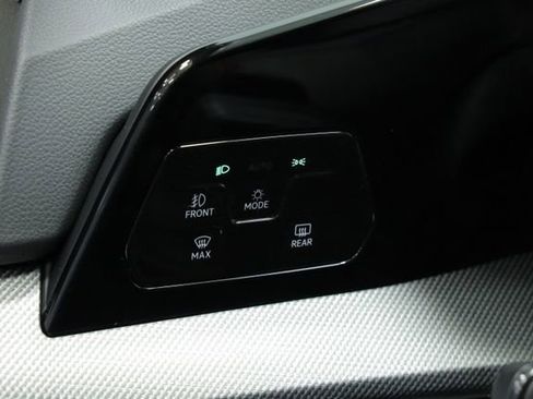 New 2026 Volkswagen GTI SE image 30