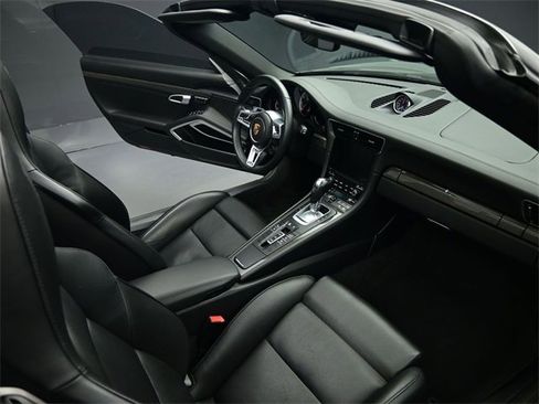 Used 2019 Porsche 911 Turbo S image 49