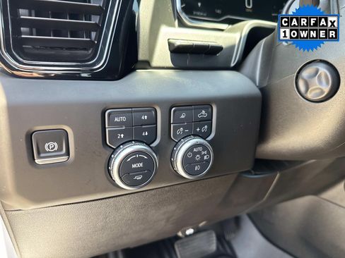 Used 2025 GMC Sierra 1500 AT4 w/ AT4 Premium Package AWD/4WD image 39