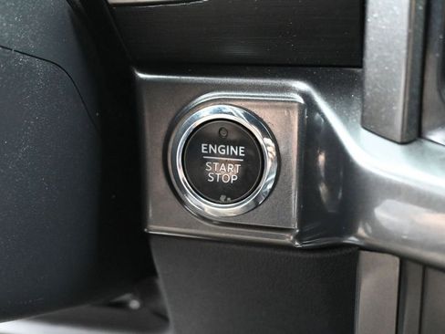 Used 2022 Ford F150 XLT w/ Equipment Group 302A High RWD image 16