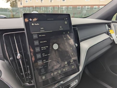 New 2026 Volvo XC60 B5 Ultra w/ Protection Package Premier image 14