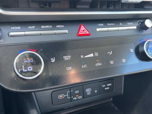 Used 2025 Hyundai Sonata SEL FWD image 31