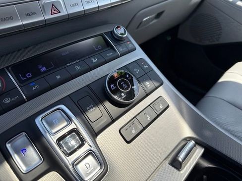 Used 2022 Hyundai Palisade SEL w/ Premium Package AWD/4WD image 39