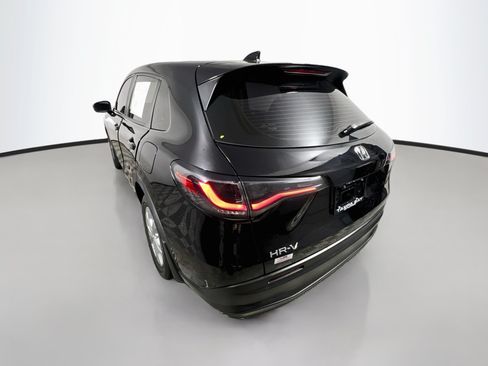 Used 2024 Honda HR-V LX image 8