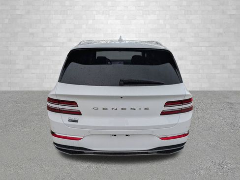 Used 2026 Genesis GV80 2.5T RWD image 3
