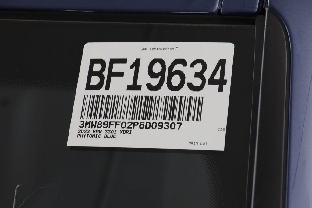 Used 2023 BMW 330i xDrive Sedan w/ Premium Package AWD/4WD image 26