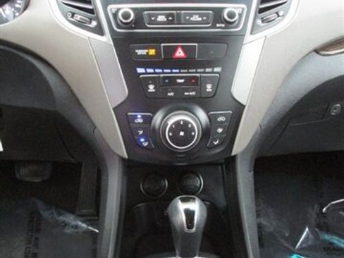 Used 2017 Hyundai Santa Fe Sport image 20