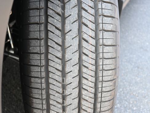 Certified 2025 Subaru Crosstrek 2.0i Premium image 12