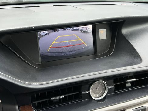 Used 2016 Lexus ES 350 image 17