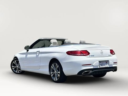 Used 2017 Mercedes-Benz C 300 4MATIC Cabriolet image 4