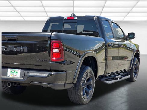 Used 2025 RAM 1500 Big Horn AWD/4WD image 49