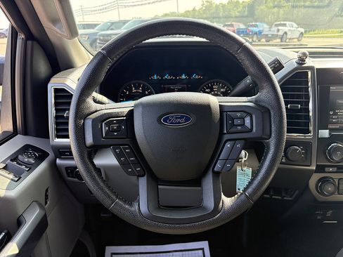 Used 2015 Ford F150 XLT w/ Equipment Group 302A Luxury AWD/4WD image 24