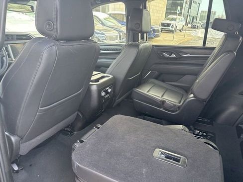 Used 2024 GMC Yukon Denali image 9