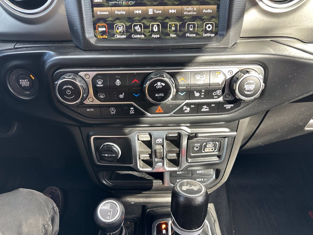 Used 2022 Jeep Wrangler Unlimited Sahara w/ LED Lighting Group AWD/4WD image 38