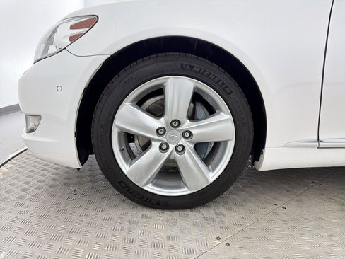 Used 2012 Lexus LS 460 L w/ Rear Seat Upgrade Pkg RWD image 11