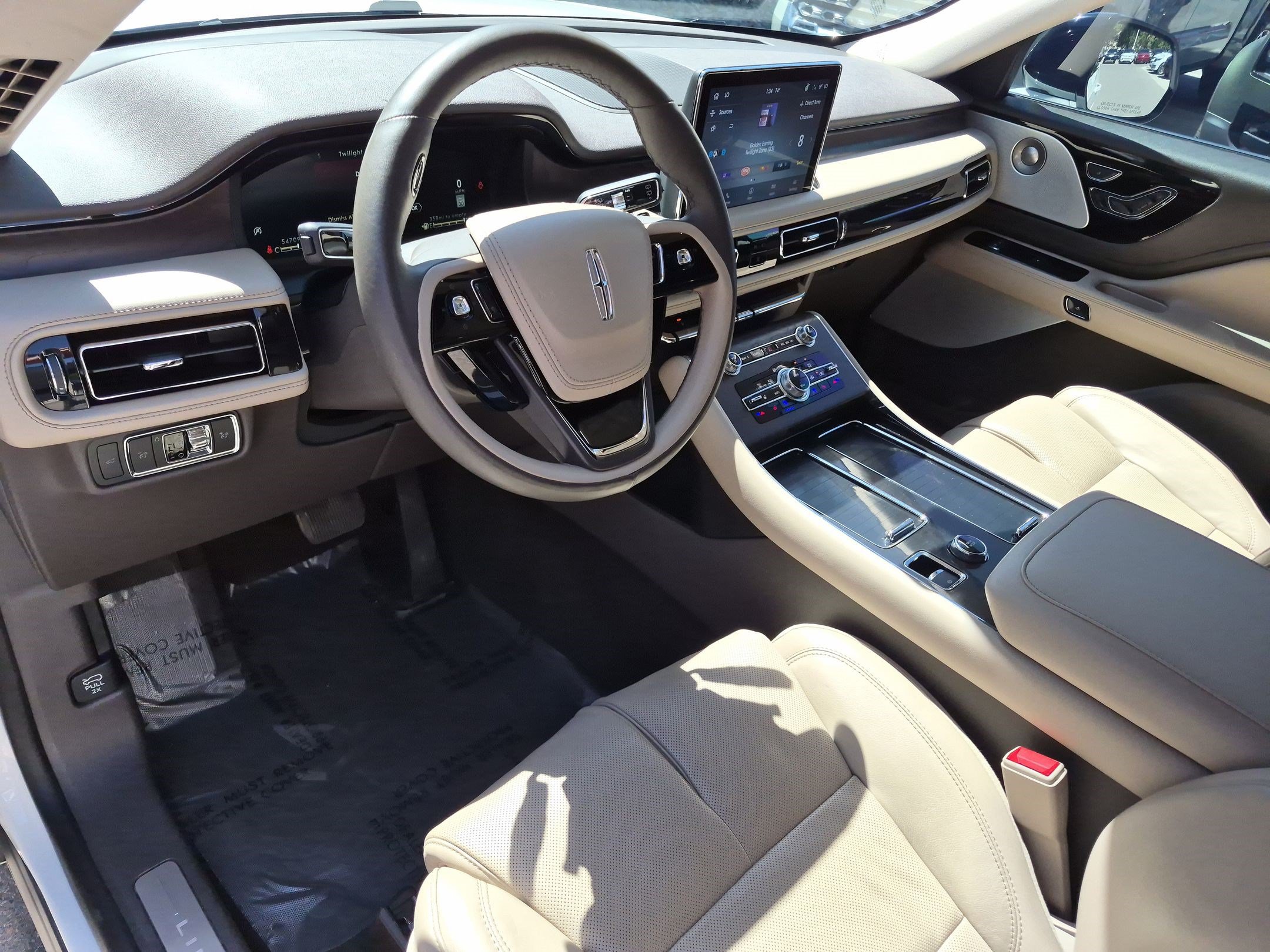Used 2024 Lincoln Aviator Reserve w/ Equipment Group 201A AWD/4WD image 15