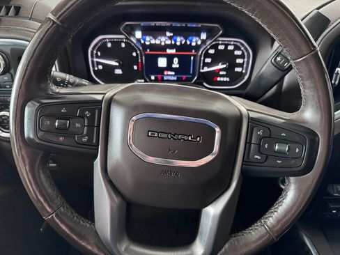 Certified 2022 GMC Sierra 2500 Denali w/ Denali Ultimate Package AWD/4WD image 15