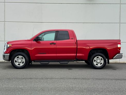 Used 2019 Toyota Tundra SR5 w/ SR5 Upgrade Package image 4