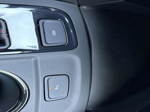 Used 2023 Chevrolet Equinox RS AWD/4WD image 21