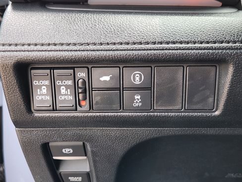 Used 2023 Honda Odyssey Sport image 25