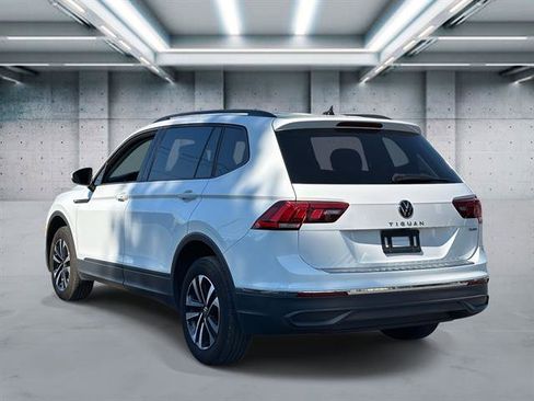 Used 2022 Volkswagen Tiguan S image 6