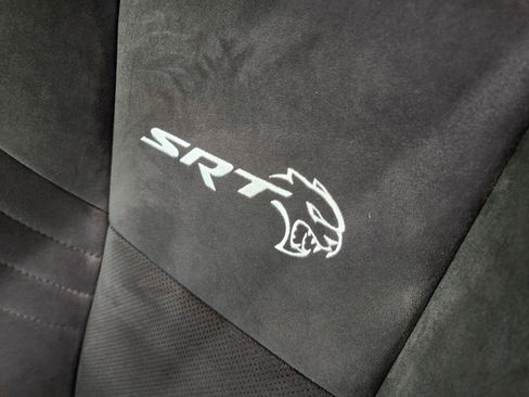 Used 2017 Dodge Challenger SRT Hellcat RWD image 38