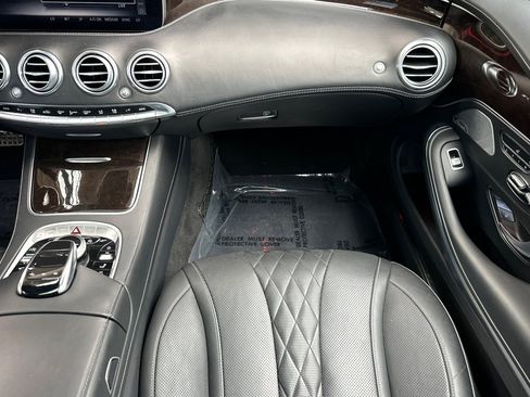Used 2019 Mercedes-Benz S 560 4MATIC Coupe image 31