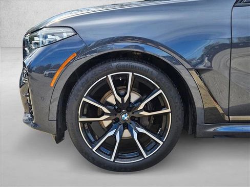 Used 2021 BMW X7 xDrive40i w/ M Sport Package image 9