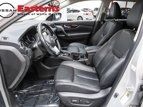 Used 2022 Nissan Rogue Sport SL w/ Premium Package AWD/4WD image 15