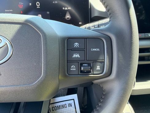 Used 2026 Toyota RAV4 SE AWD/4WD image 30