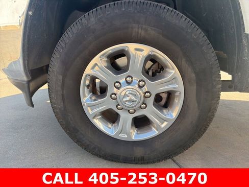 Used 2024 RAM 2500 Big Horn w/ Off Road Package AWD/4WD image 9