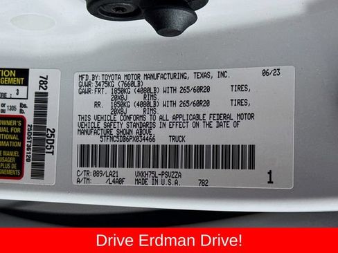 Used 2023 Toyota Tundra Platinum AWD/4WD image 32