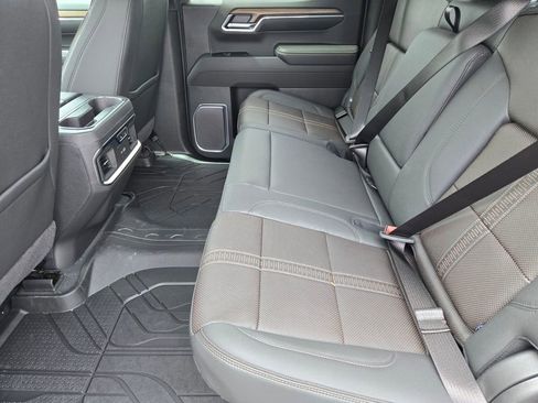 New 2026 Chevrolet Silverado 1500 High Country AWD/4WD image 7