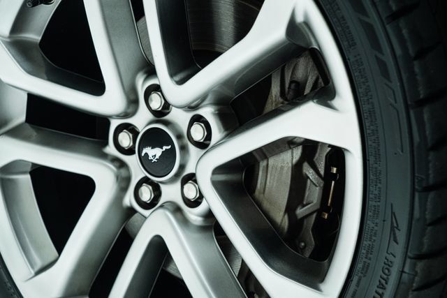 Used 2019 Ford Mustang GT Premium RWD image 22
