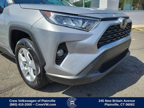 Used 2021 Toyota RAV4 XLE image 21